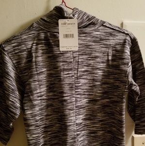 NWT  Free people short sleeve turtle neck, gray